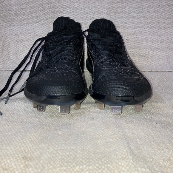 Under Armour Men's size 7 baseball Athletic Cleats with elasticized ankles - Picture 12 of 14